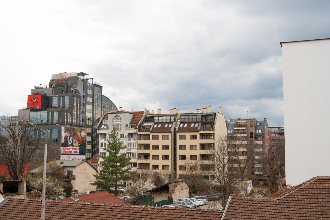 Sunny 1Bdr Apartment Near Center Sofia Exterior photo